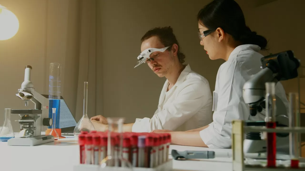 <strong>What do peptides do?</strong>