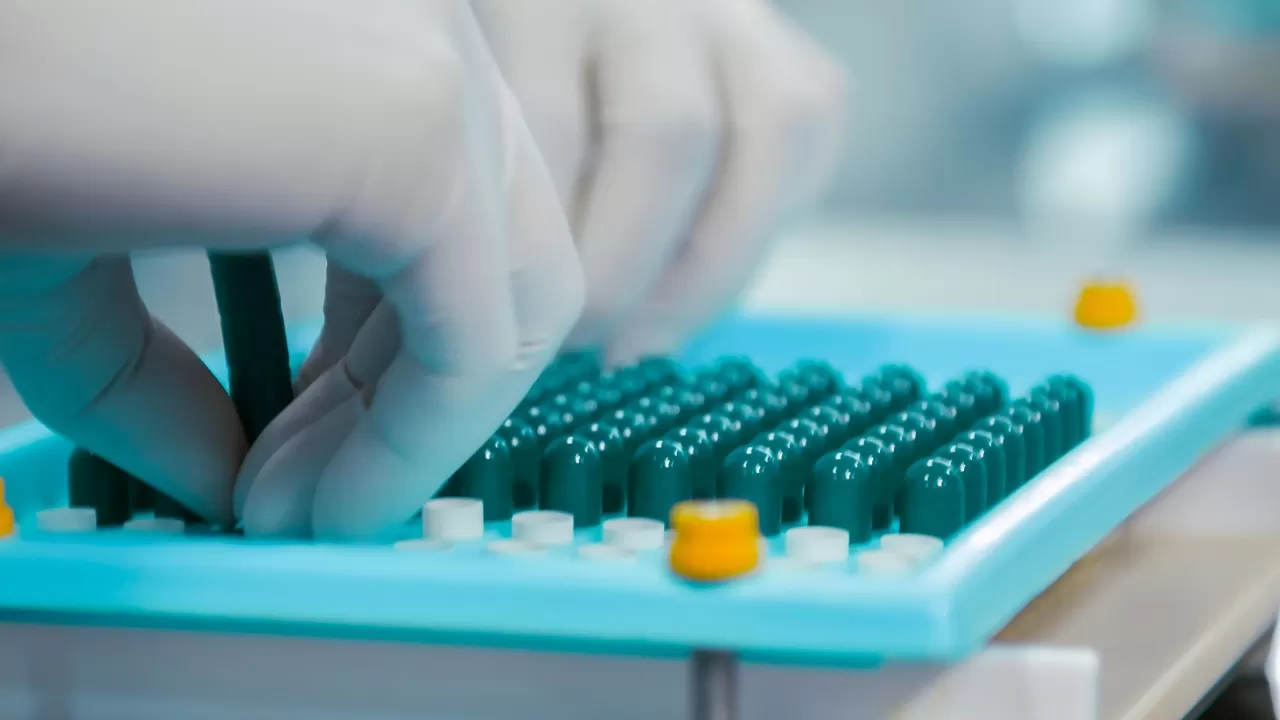 How are peptide hormone recept